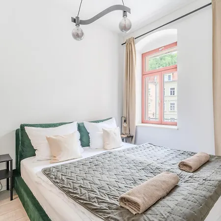 Familienapartment Weinbergblick Altstadt - Palais