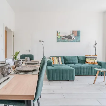 דירה Familienapartment Weinbergblick Altstadt - Palais *