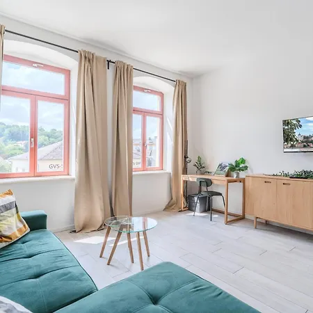 דירה Familienapartment Weinbergblick Altstadt - Palais