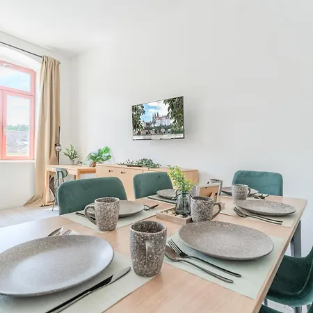 Familienapartment Weinbergblick Altstadt - Palais