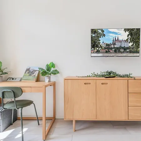 דירה Familienapartment Weinbergblick Altstadt - Palais *