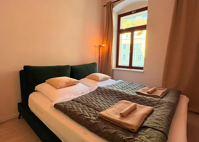 Apartmán Palais - Altstadt, Balkon Richtung Weinberge, Nahe Burg 2sz *